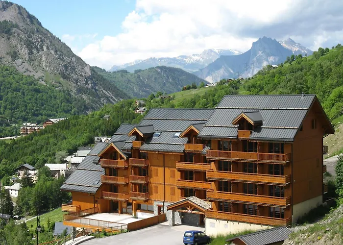 Hôtel accueillant les animaux: Résidence Odalys Le Hameau et les Chalets de la Vallée d'Or